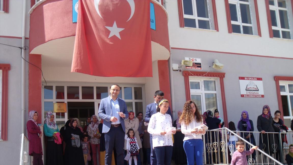 Gürün Atatürk Ortaokulu Fotoğrafı